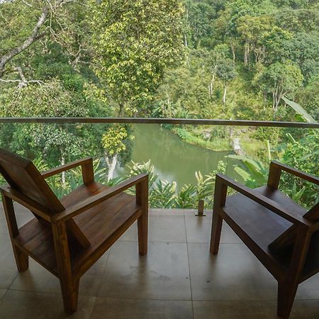 Spice Forest Plantation Homestay, Thekkady Vandiperiyār Exterior foto